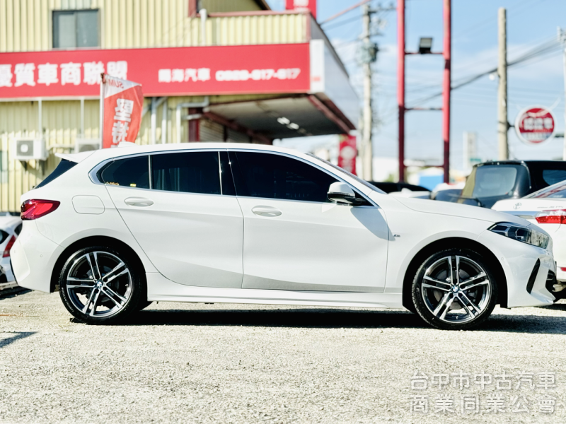 原廠保固中！M版！一手車！僅跑2萬！全原廠保養！ACC跟車 盲點 跑車座椅 無線CarPlay！原鈑件！可全貸！
