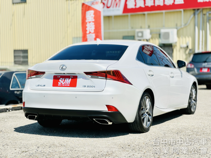 小改款！ACC跟車！原廠保養！雙電動加熱椅 導航 數位電視！年均僅跑1.3萬公里！原鈑件！可全貸！大甲在地30年老店！