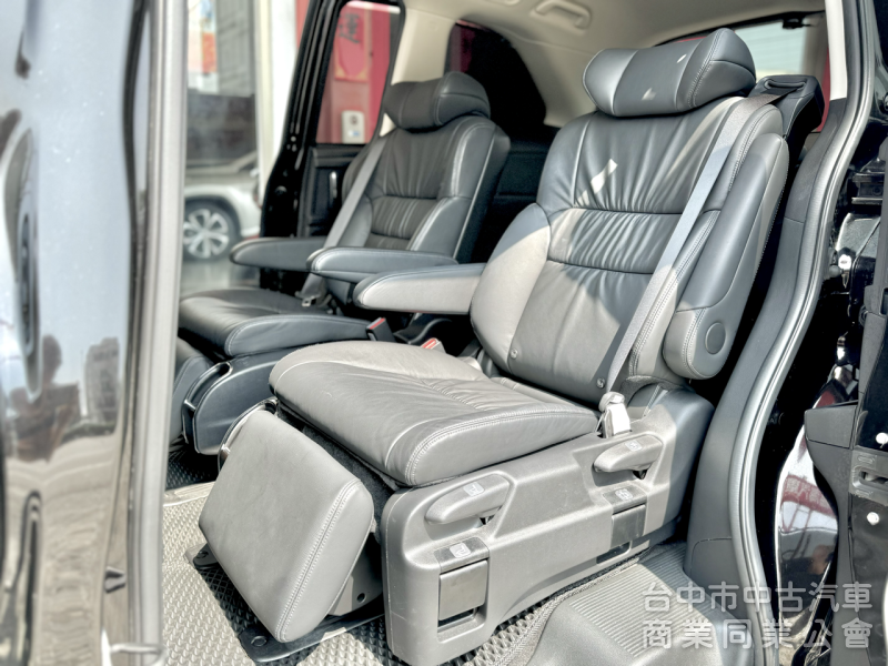 末代大改款！登峰版！ACC跟車 盲點 雙電動側滑門 電尾門 360環景 CarPlay 車道維持 LED頭燈！原鈑件！