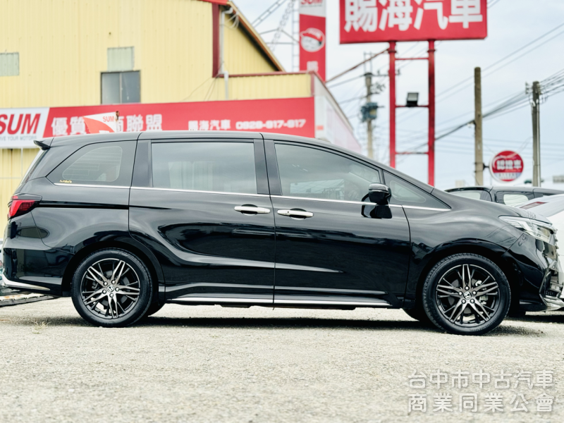 末代大改款！登峰版！ACC跟車 盲點 雙電動側滑門 電尾門 360環景 CarPlay 車道維持 LED頭燈！原鈑件！