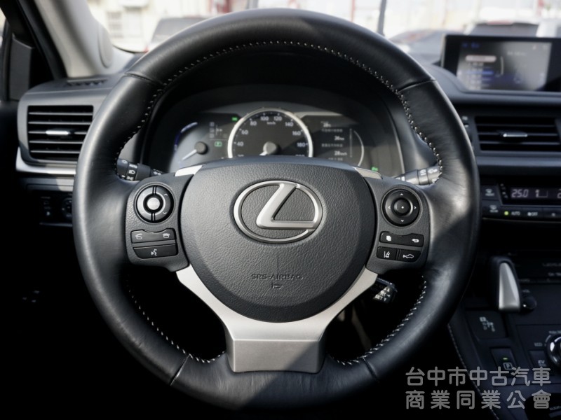 18年式！大電池原廠更換！保固中！ACC跟車 360環景 無線CarPlay 記憶電動椅！可全貸！大甲在地30年老店！