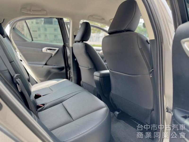 18年式！大電池原廠更換！保固中！ACC跟車 360環景 無線CarPlay 記憶電動椅！可全貸！大甲在地30年老店！