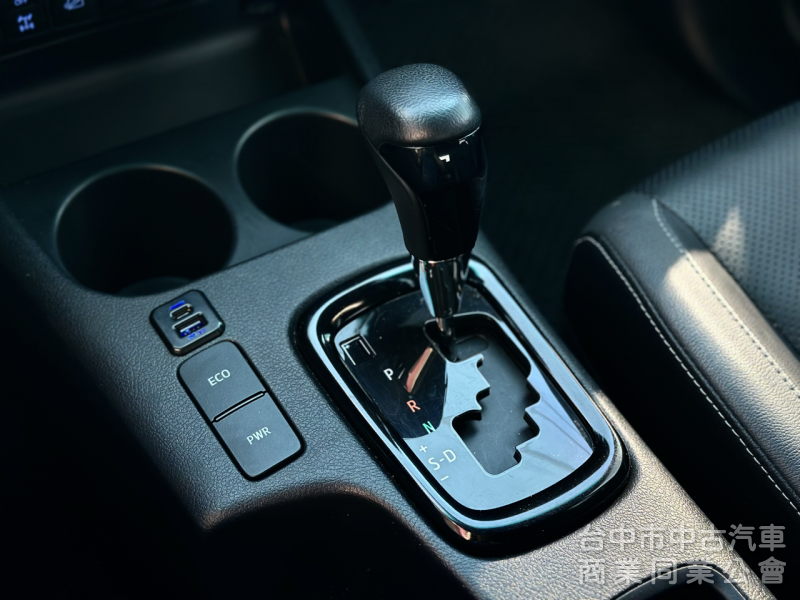 一手車！原廠保養！柴油4WD！車斗捲簾！ACC跟車 環景 通風座椅 CarPlay！原鈑件！可全貸！大甲在地30年老店！