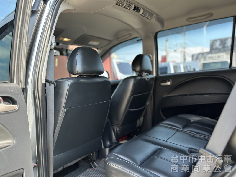 旗艦版！一手車！僅跑5萬！數位儀表 盲點 定速 後座出風口 無線CarPlay！原鈑件！可全貸！大甲在地30年老店！