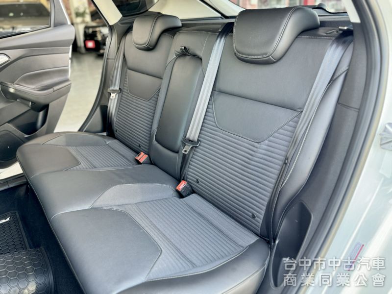 頂級S版！僅跑7萬！CarPlay 免鑰匙 盲點 HID頭燈 天窗 定速 自動停車！可全貸！大甲在地深耕30年老店！