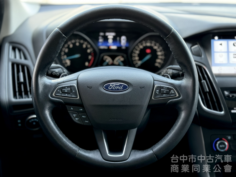 頂級S版！僅跑7萬！CarPlay 免鑰匙 盲點 HID頭燈 天窗 定速 自動停車！可全貸！大甲在地深耕30年老店！