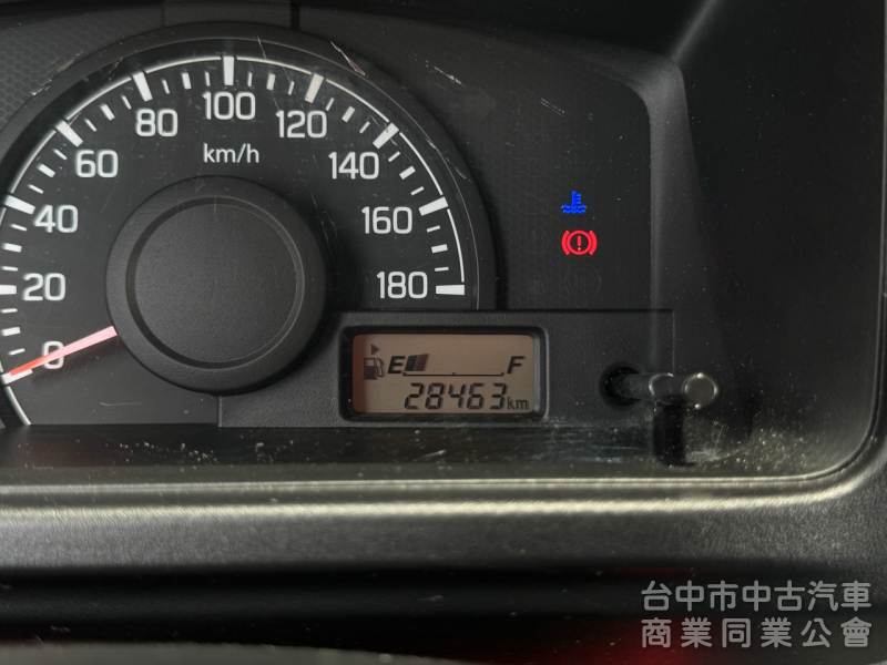 一手車！僅跑2萬8！車室空間大！同級距車斗最寬長！雙安！循跡防滑！ABS！可全貸！全省保固！大甲在地深耕30年老店！ 
