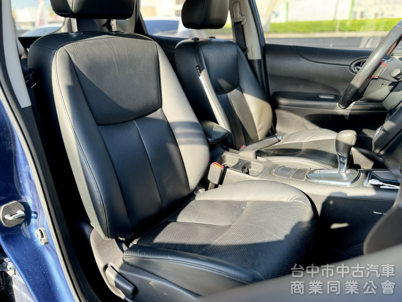 一手車！SR特式版！I-KEY 恆溫 AppleCarPlay 倒車顯影 抬頭顯示！原廠空力套件！原鈑件！