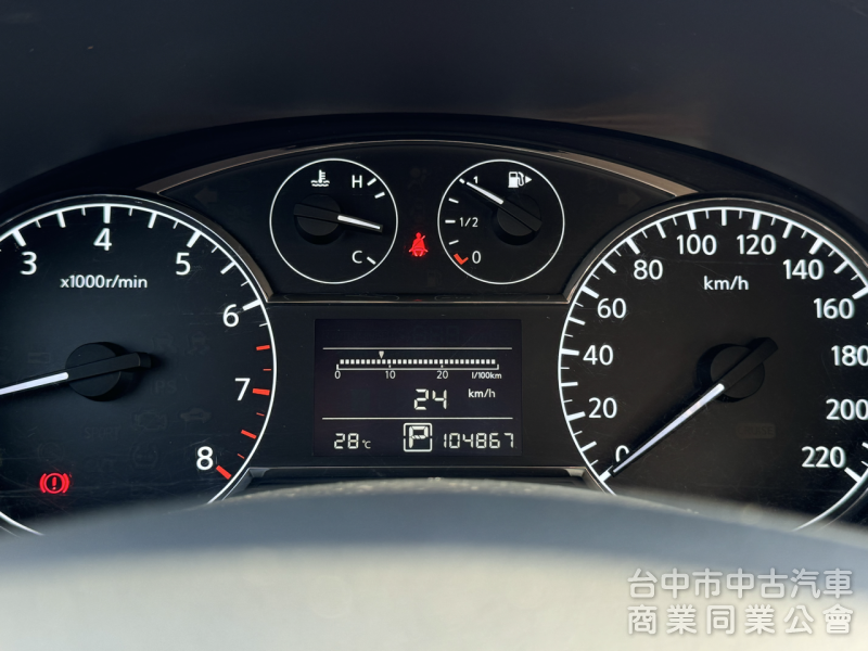 一手車！SR特式版！I-KEY 恆溫 AppleCarPlay 倒車顯影 抬頭顯示！原廠空力套件！原鈑件！