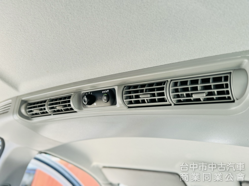 旗艦版！一手車！僅跑5萬！數位儀表 盲點 定速 後座出風口 無線CarPlay！原鈑件！可全貸！大甲在地30年老店！