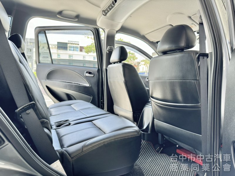 旗艦版！一手車！僅跑5萬！數位儀表 盲點 定速 後座出風口 無線CarPlay！原鈑件！可全貸！大甲在地30年老店！