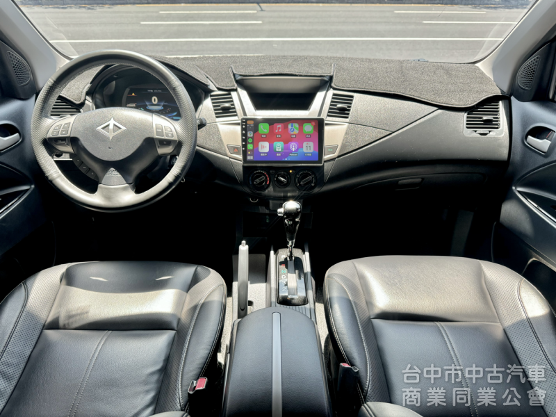 旗艦版！一手車！僅跑5萬！數位儀表 盲點 定速 後座出風口 無線CarPlay！原鈑件！可全貸！大甲在地30年老店！