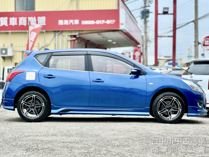 一手車！SR特式版！I-KEY 恆溫 AppleCarPlay 倒車顯影 抬頭顯示！原廠空力套件！原鈑件！