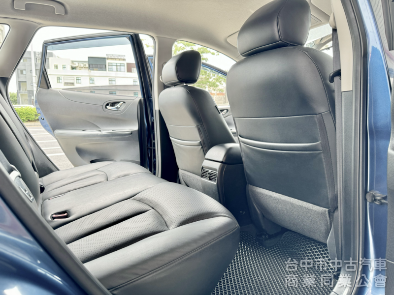 一手車！SR特式版！I-KEY 恆溫 AppleCarPlay 倒車顯影 抬頭顯示！原廠空力套件！原鈑件！