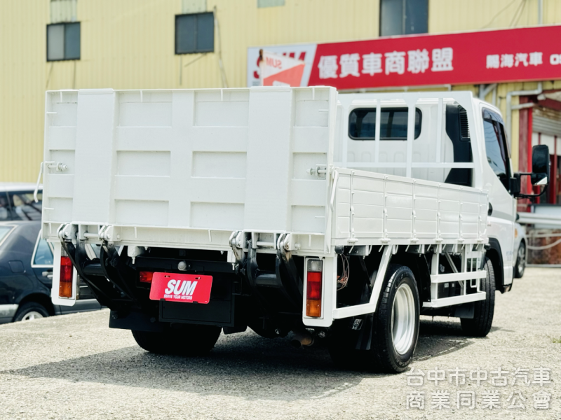 自排！僅跑9萬！雙折雙芯尾門！免尿素！載重五噸！四錄環景！工具箱！錏板！護欄！全省保固！