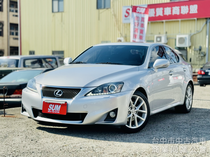 一手車！NAVI旗艦版！僅跑10萬！定速！ML音響！撥片！導航！後電動遮陽簾！雙電動冷熱通風椅！前後車距雷達！原鈑件！