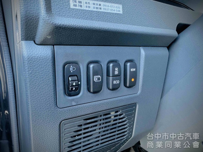 市場最低里程！僅跑1萬！自排～8人座！定速 雙安 循跡！原鈑件！可全貸！售後原廠2年5萬公里保固！台中在地30年老店！