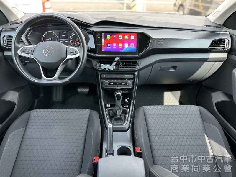 搶先看～新車保固中！原廠保養！ACC跟車 無線充電 CarPlay 雙區恆溫！原鈑件！可全貸！台中在地30年老店！
