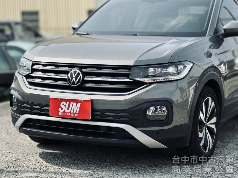 搶先看～新車保固中！原廠保養！ACC跟車 無線充電 CarPlay 雙區恆溫！原鈑件！可全貸！台中在地30年老店！