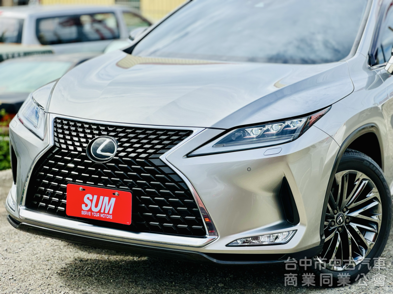 曜黑限量版！僅跑3萬！新車保固！ACC跟車 盲點 通風椅 電尾門 CarPlay！原鈑件！可全貸！台中在地深耕30年老店