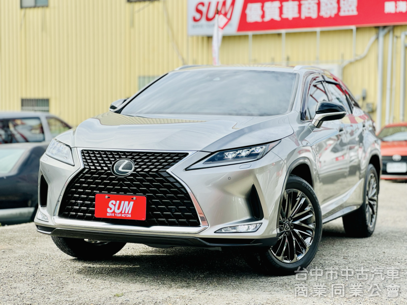 曜黑限量版！僅跑3萬！新車保固！ACC跟車 盲點 通風椅 電尾門 CarPlay！原鈑件！可全貸！台中在地深耕30年老店