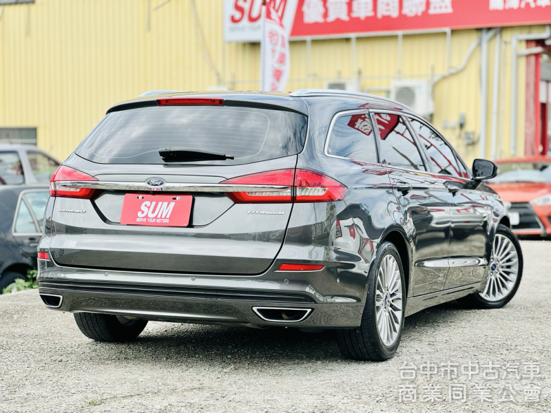 一手車！Wagon跑旅型！ACC跟車！盲點 電尾門 CarPlay 電熱椅 全景天窗！原鈑件！可全貸！台中在地30年老店