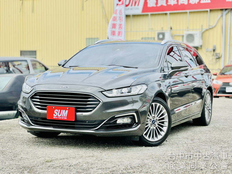 一手車！Wagon跑旅型！ACC跟車！盲點 電尾門 CarPlay 電熱椅 全景天窗！原鈑件！可全貸！台中在地30年老店