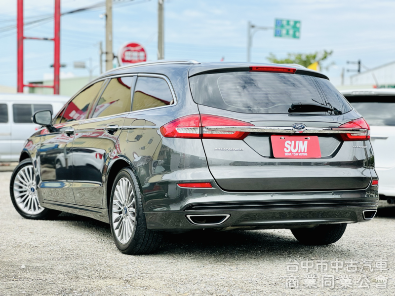 一手車！Wagon跑旅型！ACC跟車！盲點 電尾門 CarPlay 電熱椅 全景天窗！原鈑件！可全貸！台中在地30年老店