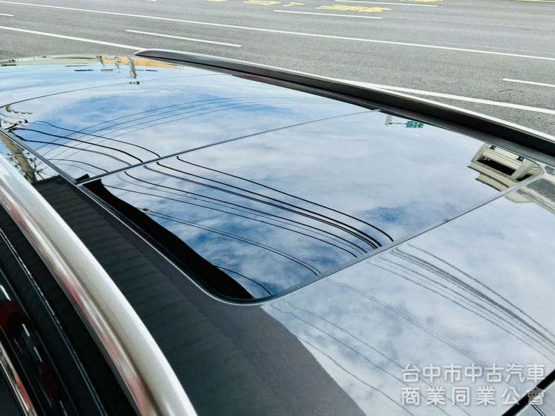 一手車！Wagon跑旅型！ACC跟車！盲點 電尾門 CarPlay 電熱椅 全景天窗！原鈑件！可全貸！台中在地30年老店