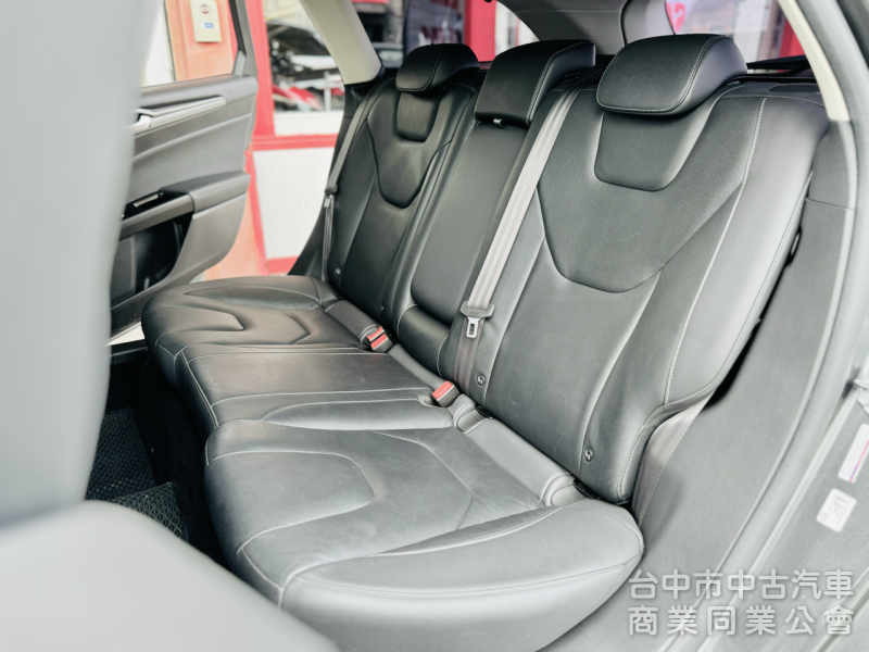 一手車！Wagon跑旅型！ACC跟車！盲點 電尾門 CarPlay 電熱椅 全景天窗！原鈑件！可全貸！台中在地30年老店