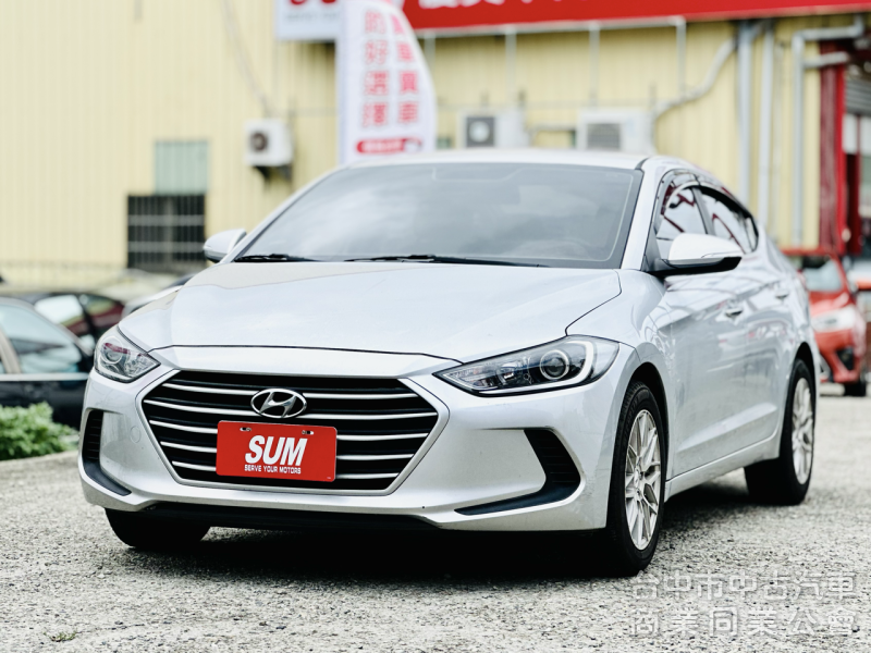 搶先看！一手車！豪華版！六安！定速！無線CarPlay！前後記錄器！後座出風口！原鈑件！可全貸！台中在地深耕30年老店！