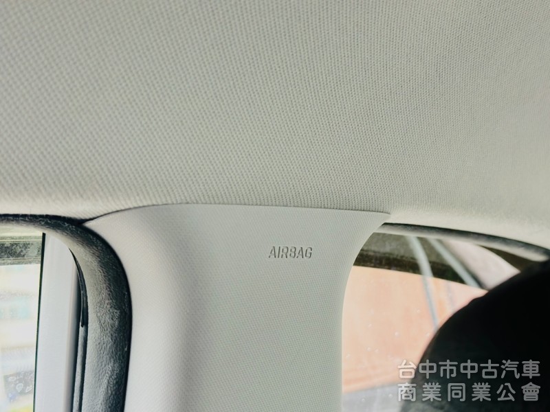 搶先看！一手車！豪華版！六安！定速！無線CarPlay！前後記錄器！後座出風口！原鈑件！可全貸！台中在地深耕30年老店！