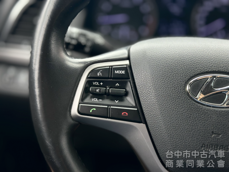 搶先看！一手車！豪華版！六安！定速！無線CarPlay！前後記錄器！後座出風口！原鈑件！可全貸！台中在地深耕30年老店！