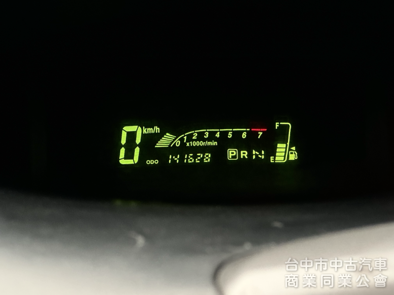 搶先看！省油代步車！雙安全氣囊！前後紀錄器！胎壓偵測！藍芽影音！可全貸！台中在地深耕30年老店！