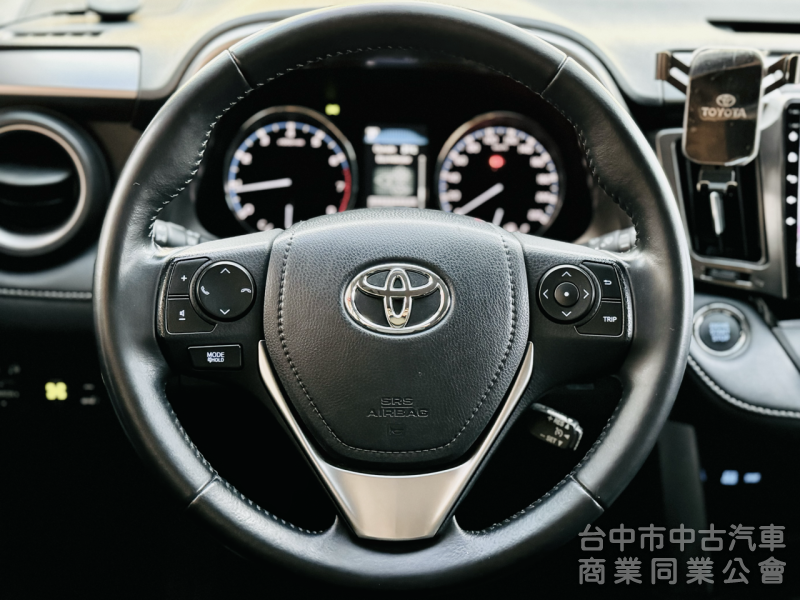 搶先看！一手車！原廠保養！360環景！腳踢尾門！無線CarPlay！LED頭燈！定速！前後紀錄器！原鈑件！可全貸！