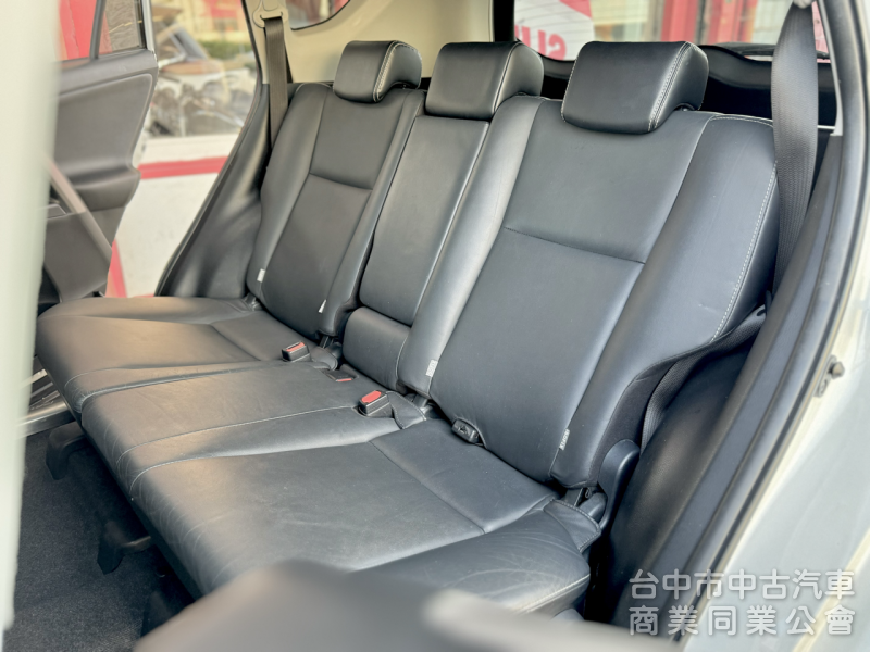 搶先看！一手車！原廠保養！360環景！腳踢尾門！無線CarPlay！LED頭燈！定速！前後紀錄器！原鈑件！可全貸！