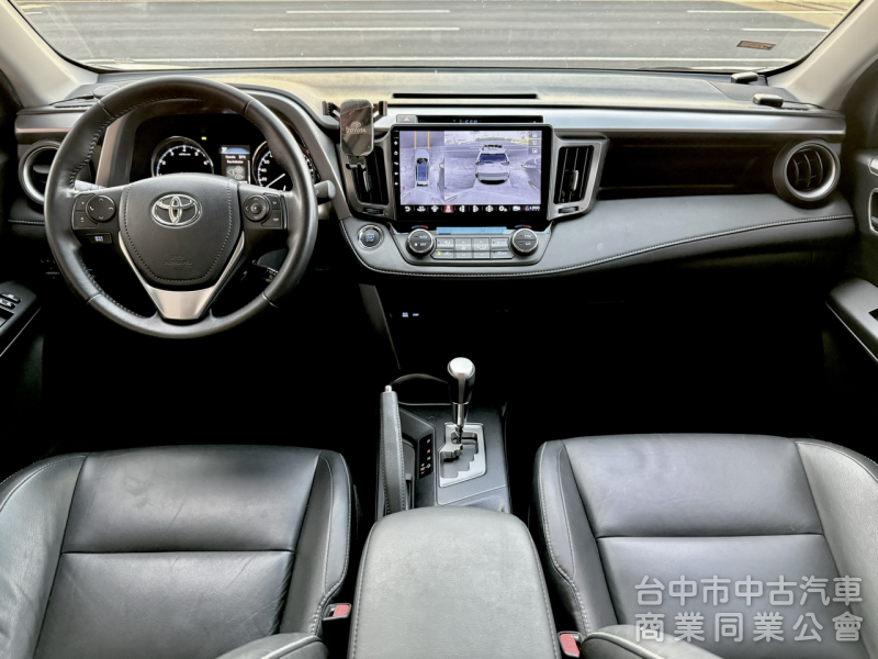 搶先看！一手車！原廠保養！360環景！腳踢尾門！無線CarPlay！LED頭燈！定速！前後紀錄器！原鈑件！可全貸！