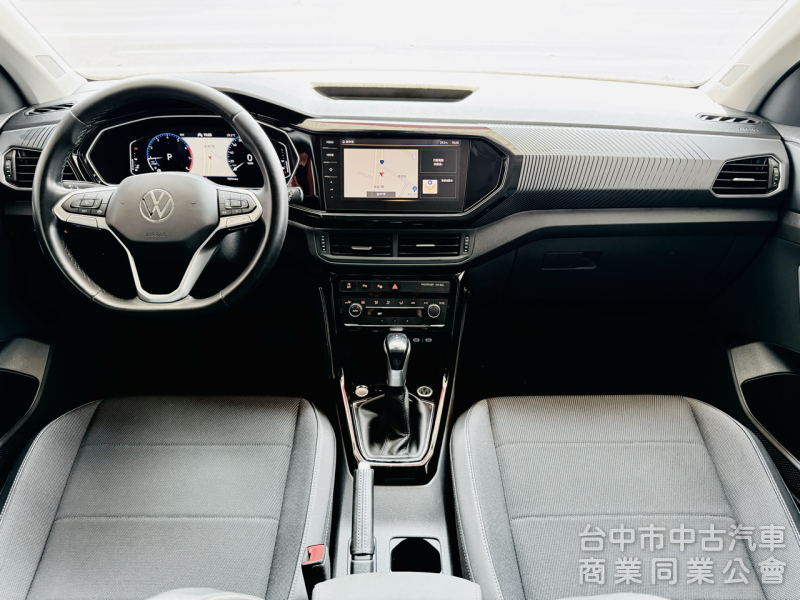 原廠保養！ACC跟車！盲點！數位儀表！CarPlay！自動停車！可全貸！售後保固！台中在地深耕30年老店！