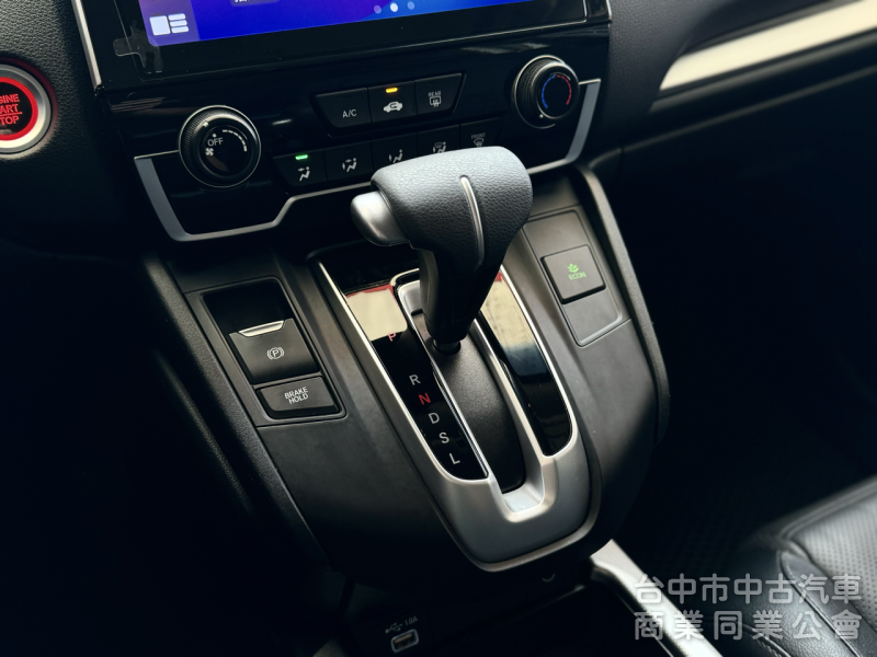 搶先看！5.5代小改款！ACC跟車 無線CarPlay 車道維持！原鈑件！可全貸！兩年5萬公里保固！台中在地30年老店！