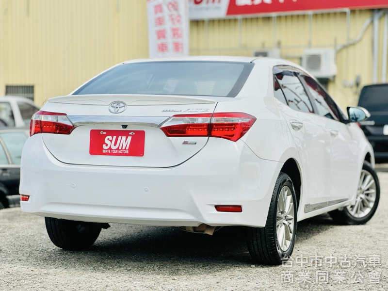 一手車！Safety+！免鑰匙 摸門 定速 恆溫 藍芽 導航 數位電視 抬頭顯示！可全貸！售後保固！台中在地30年老店！