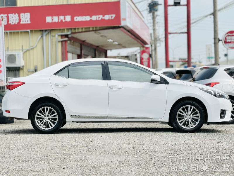 一手車！Safety+！免鑰匙 摸門 定速 恆溫 藍芽 導航 數位電視 抬頭顯示！可全貸！售後保固！台中在地30年老店！
