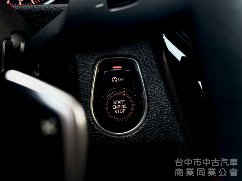 一手車！小改款！B48引擎！耗材已更新！換檔撥片 定速巡航 雙區恆溫 導航 倒車影像！可全貸！台中在地深耕30年老店！