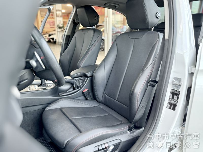 一手車！小改款！B48引擎！耗材已更新！換檔撥片 定速巡航 雙區恆溫 導航 倒車影像！可全貸！台中在地深耕30年老店！