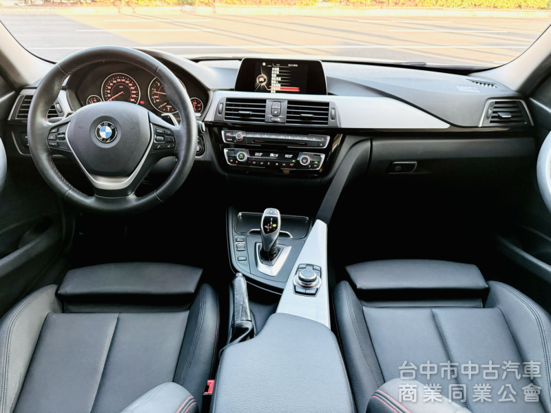 一手車！小改款！B48引擎！耗材已更新！換檔撥片 定速巡航 雙區恆溫 導航 倒車影像！可全貸！台中在地深耕30年老店！