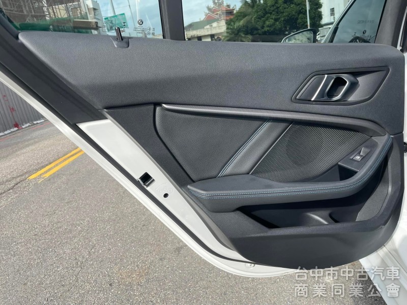 2020 BMW 118i｜開價98.8萬｜實跑7.7萬公里 德系掀背首選！