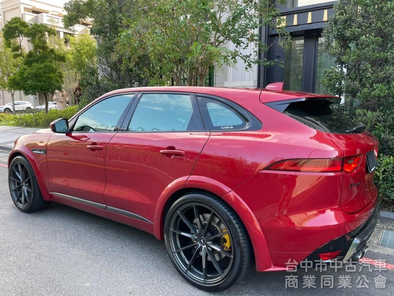 2016「英倫猛獸現身！Jaguar F-Pace 高質感豪華駕馭體驗」