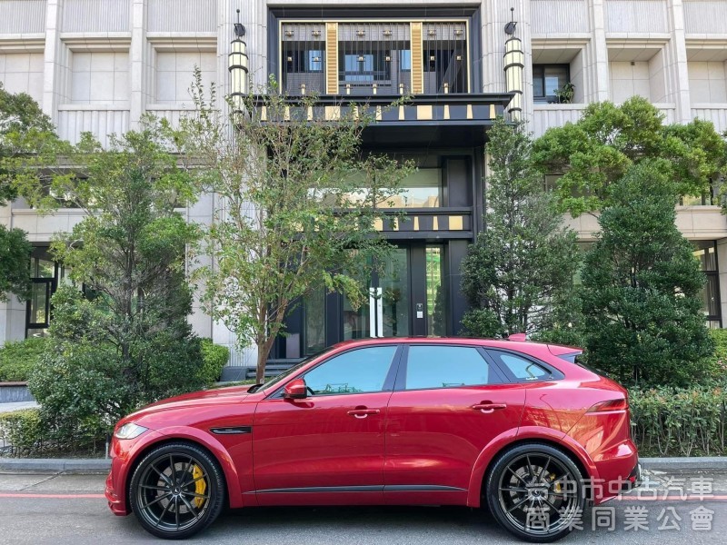 2016「英倫猛獸現身！Jaguar F-Pace 高質感豪華駕馭體驗」
