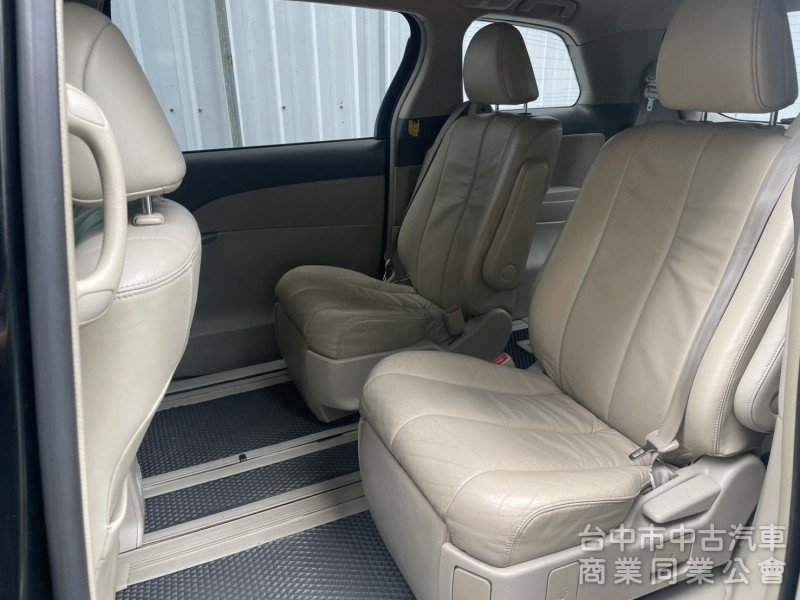 【2008 TOYOTA Previa｜空間大 × 舒適穩 × 七人座首選】 家庭出遊、接送都合適，經典好養首選