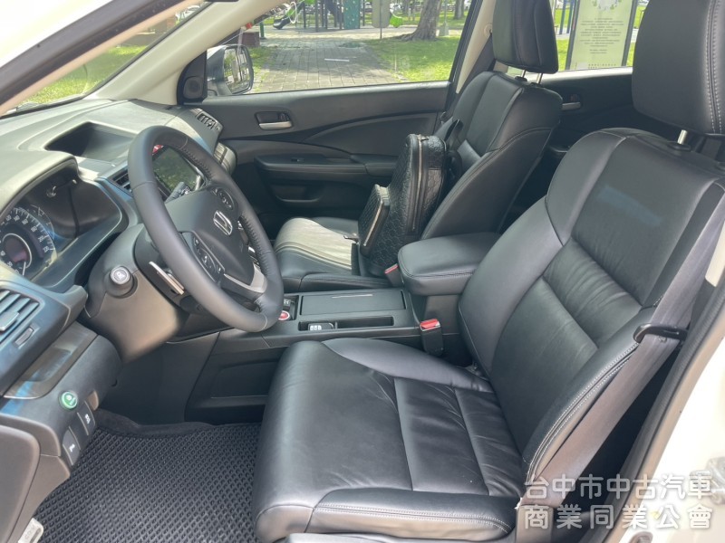 汎亞汽車 2016 CR-V 2.4 VTi-S 空間大 省油耐用 家庭休旅首選，車況優