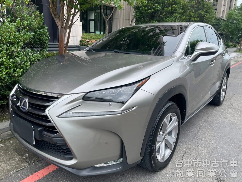 2015 Lexus NX300h 完美車況 舒適駕馭首選 